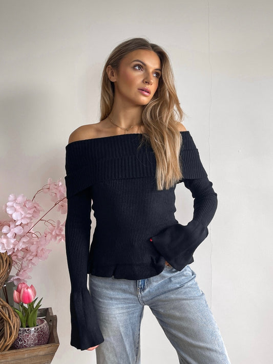 Black princess top